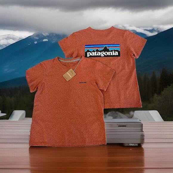 Patagonia Tops - Patagonia $45 Women's S Orange P-6 Logo Responsibili Quartz Coral ONE T-shirt